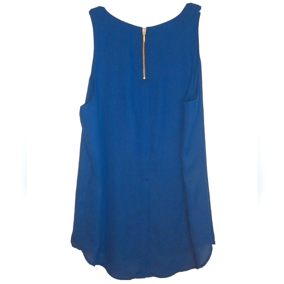 *SOLD on eBay* 41 Hawthorn Loose Slit Back Sleeveless Blouse - Picture 2 of 8